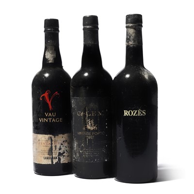 Lot 8 - 12 bottles Mixed Vintage Port
