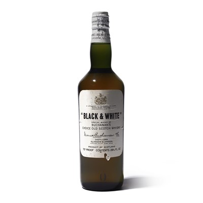 Lot 213 - 1 bottle Buchanan's Black & White 1960s