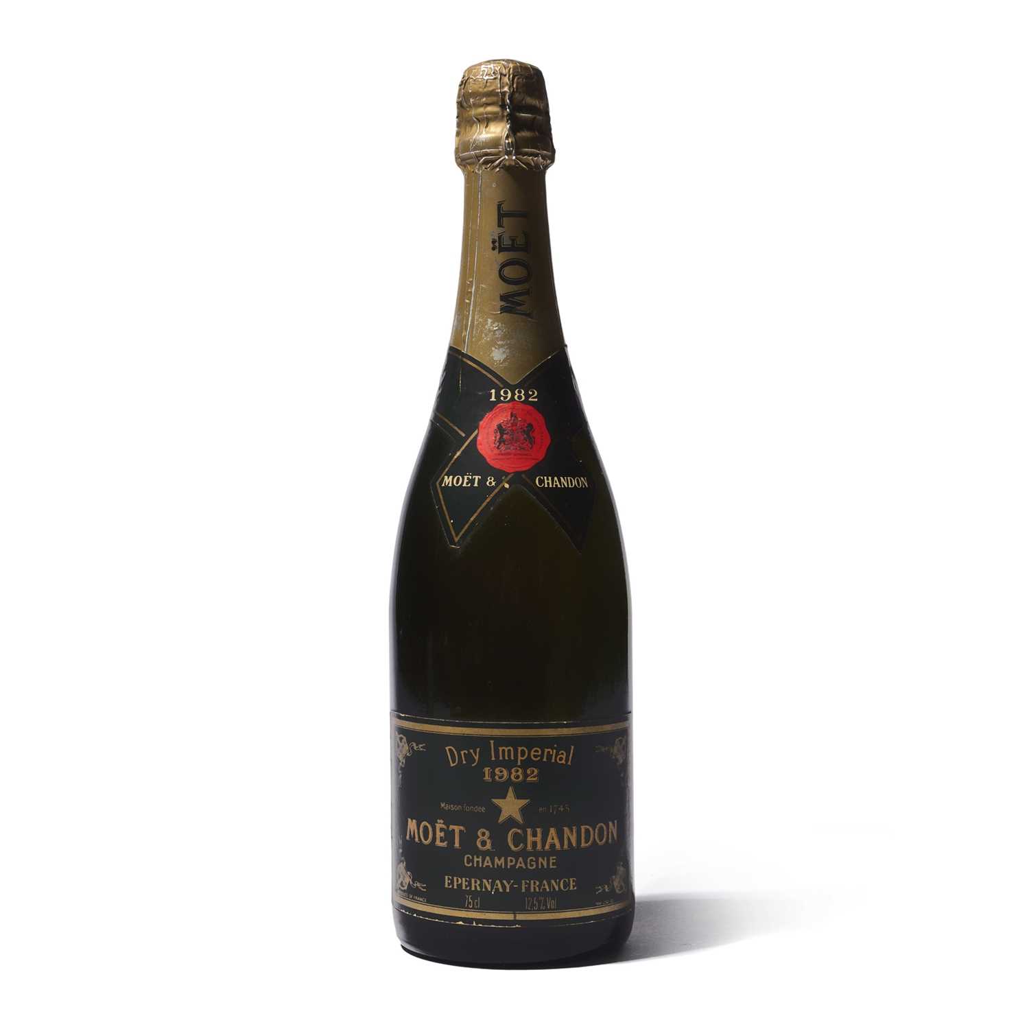 Lot 131 - 1 bottle 1982 Moet et Chandon Dry Imperial