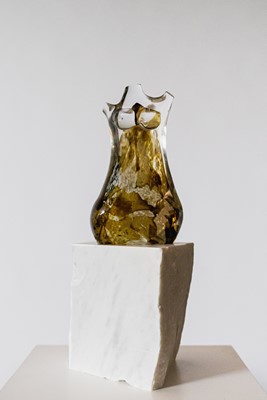Lot 179 - Sophie Tea (British 1993-), 'Amber', 2023