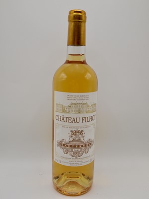 Lot 107 - 6 bottles 2009 Ch Filhot