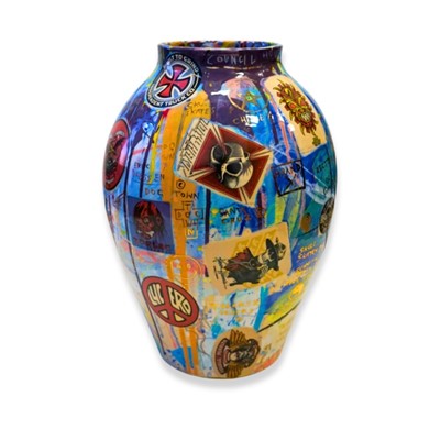 Lot 27 - Dan Baldwin (British 1972-), 'Vase'