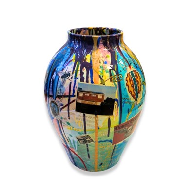 Lot 27 - Dan Baldwin (British 1972-), 'Vase'