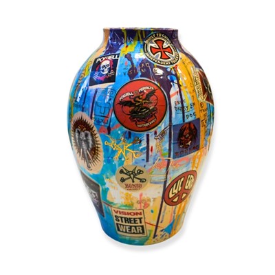 Lot 27 - Dan Baldwin (British 1972-), 'Vase'