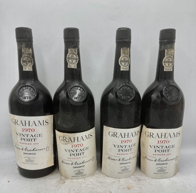 Lot 12 - 12 bottles 1970 Graham