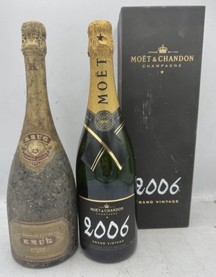 Lot 174 - 2 bottles Mixed Champagne
