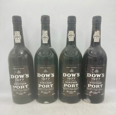 Lot 8 - 10 bottles 1977 Dow