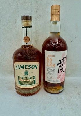 Lot 92 - 2 bottles Mixed International Whiskies