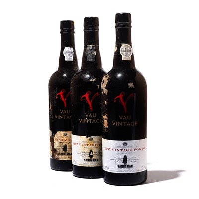 Lot 16 - 10 bottles 1997 Sandeman Vau