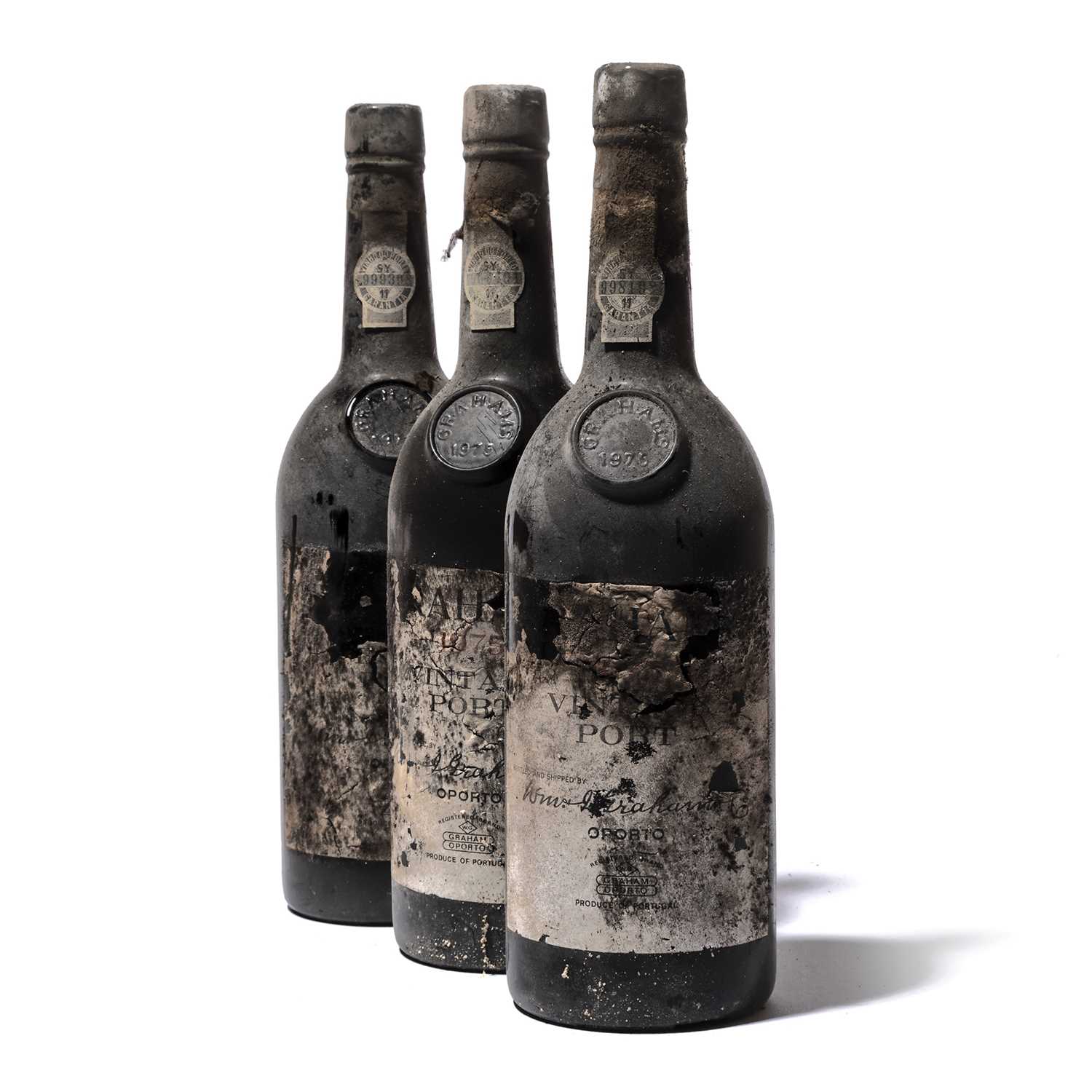 Lot 5 - 12 bottles 1975 Graham