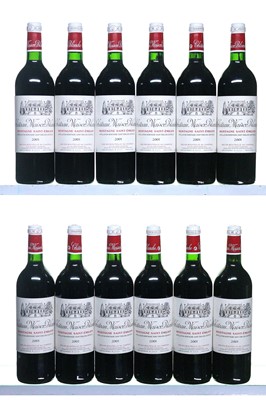 Lot 324 - 12 bottles 2001 Ch Maison Blanche