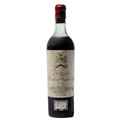 Lot 7 - 1 bottle 1938 Ch Mouton Rothschild