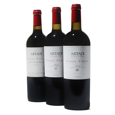 Lot 178 - 3 bottles Mixed Pagos Viejos
