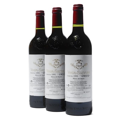 Lot 174 - 3 bottles 1991 Vega-Sicilia